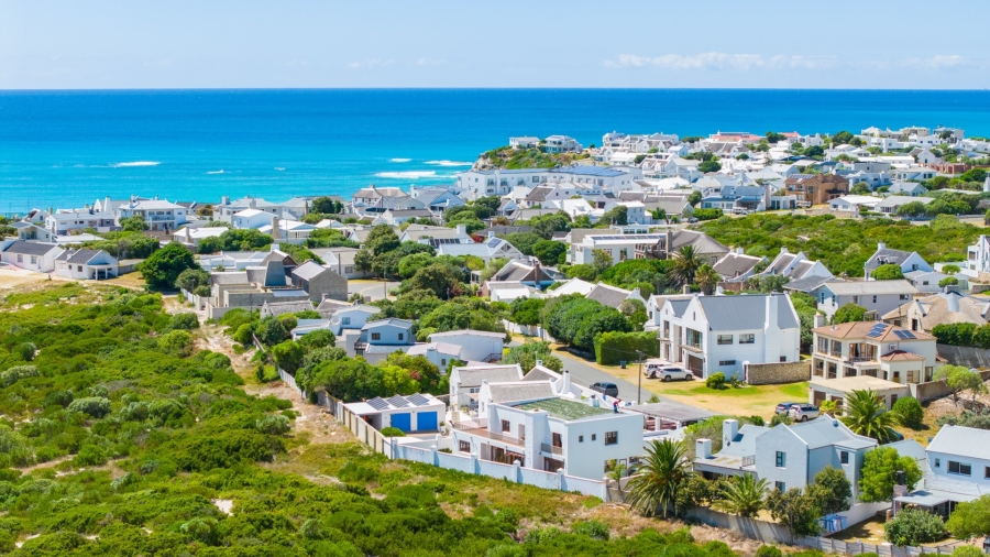 5 Bedroom Property for Sale in Arniston Western Cape